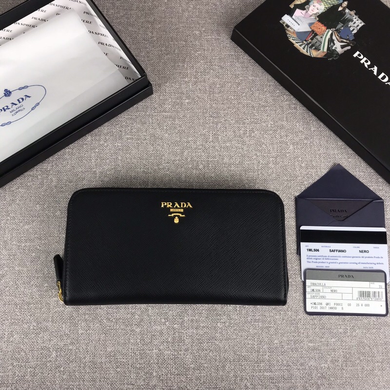 Pra*a wallet-20*10cm