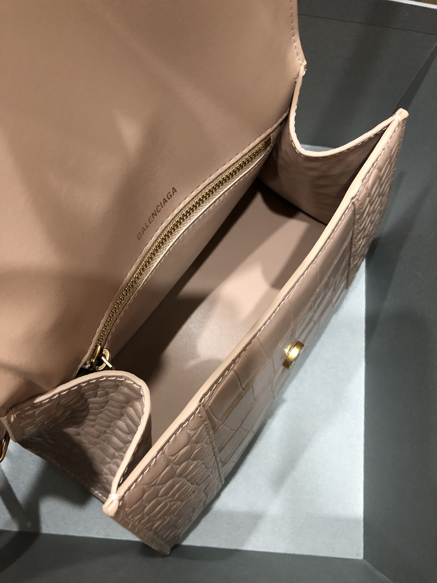 Ba*len*cia*ga hourglass bag-23x10x24cm
