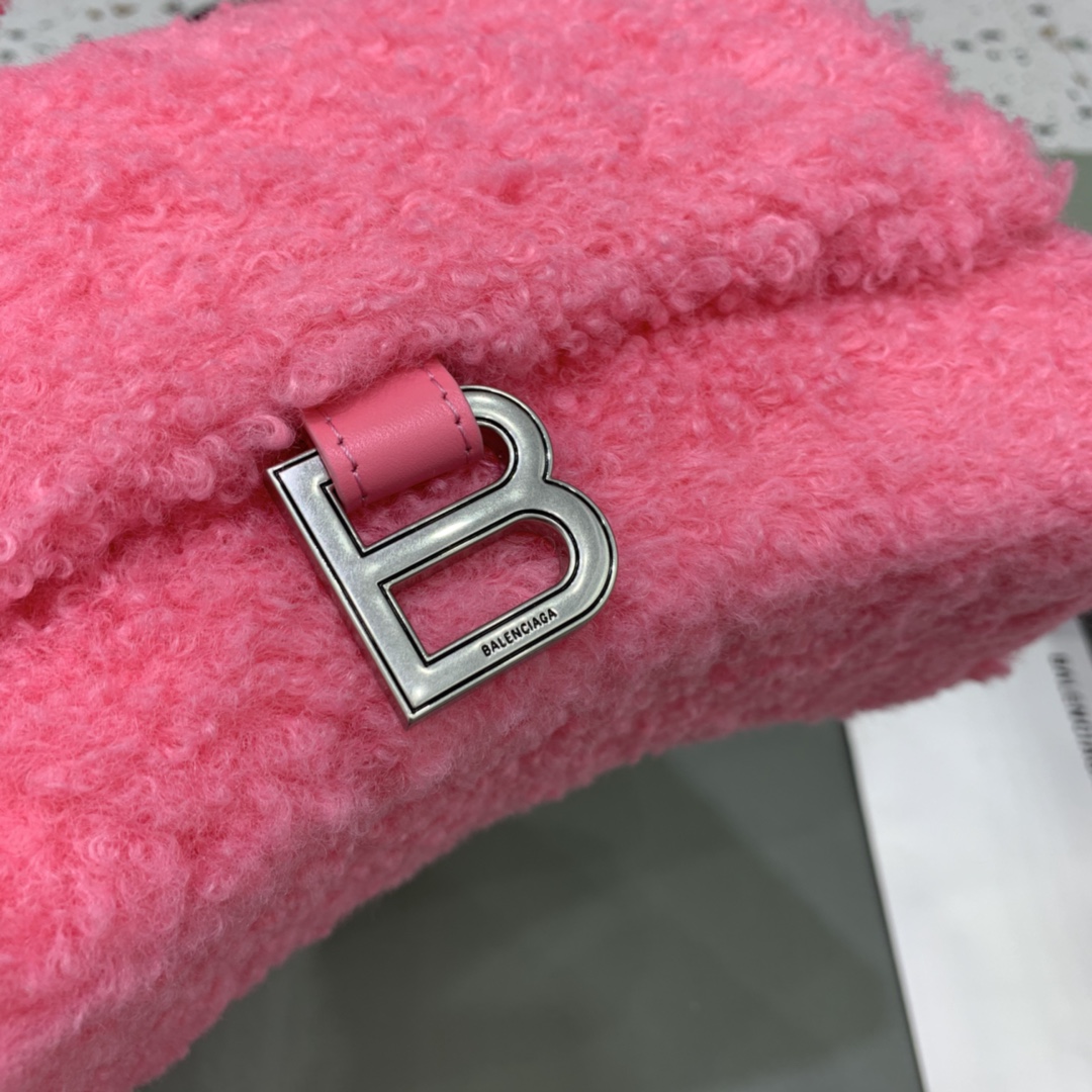 Ba*len*cia*ga hourglass bag