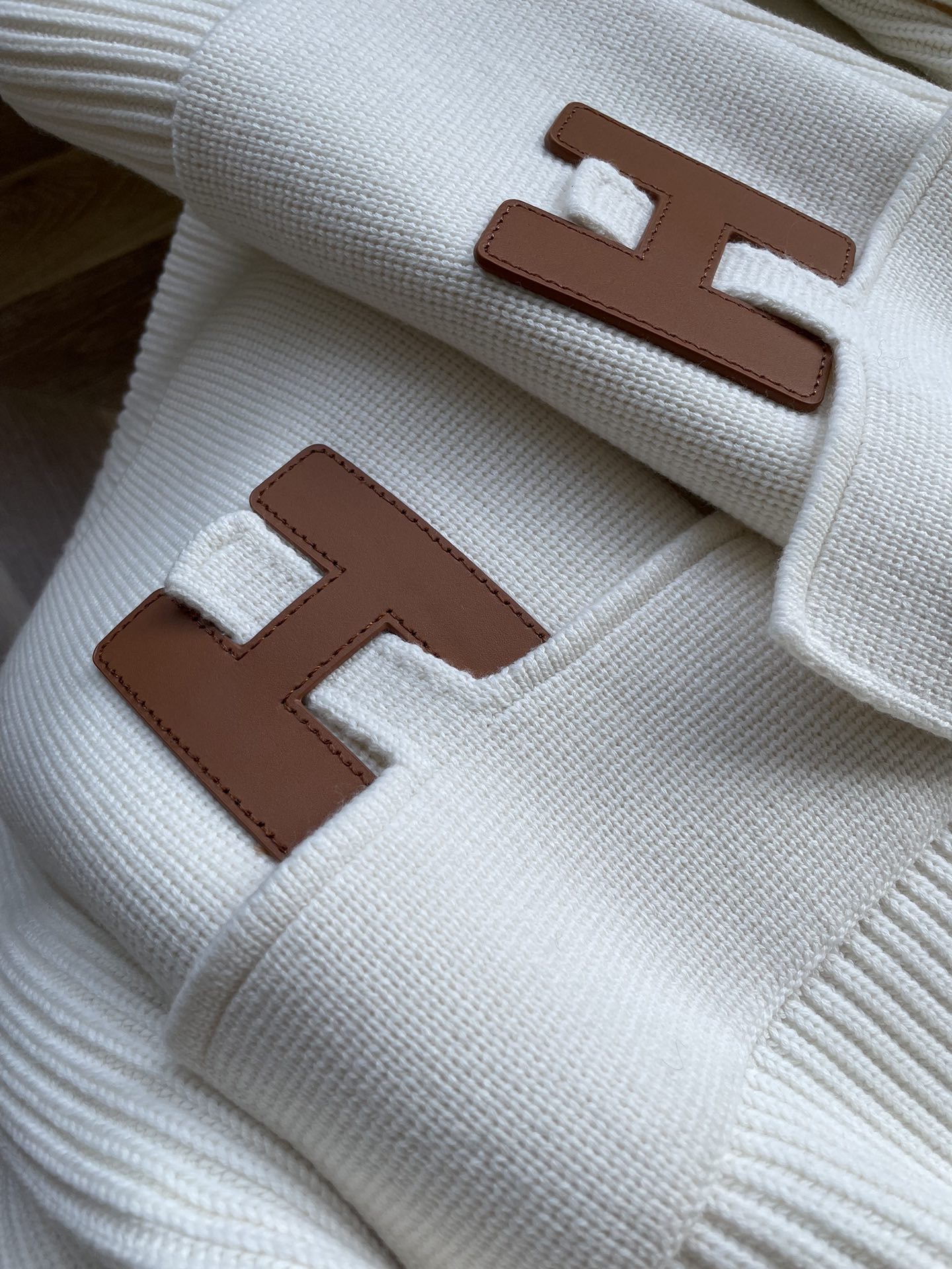 H**me5 fallwinter leather-patch stand collar knit sweater jacket