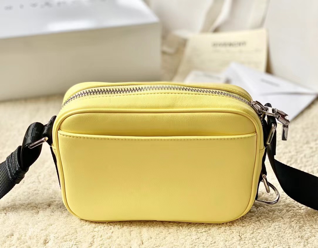 G1uenchy waist bag-16x11x8cm
