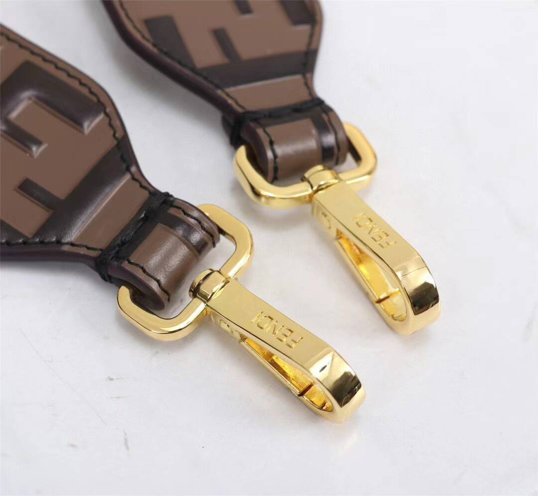 F**di straps