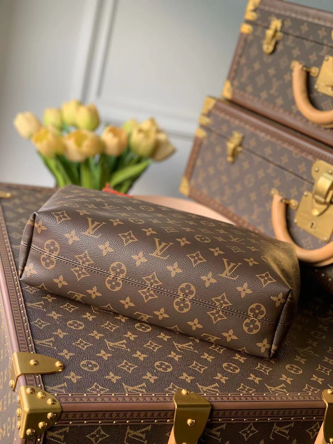 l0*is V*t0n graceful handbags-35*30*11cm