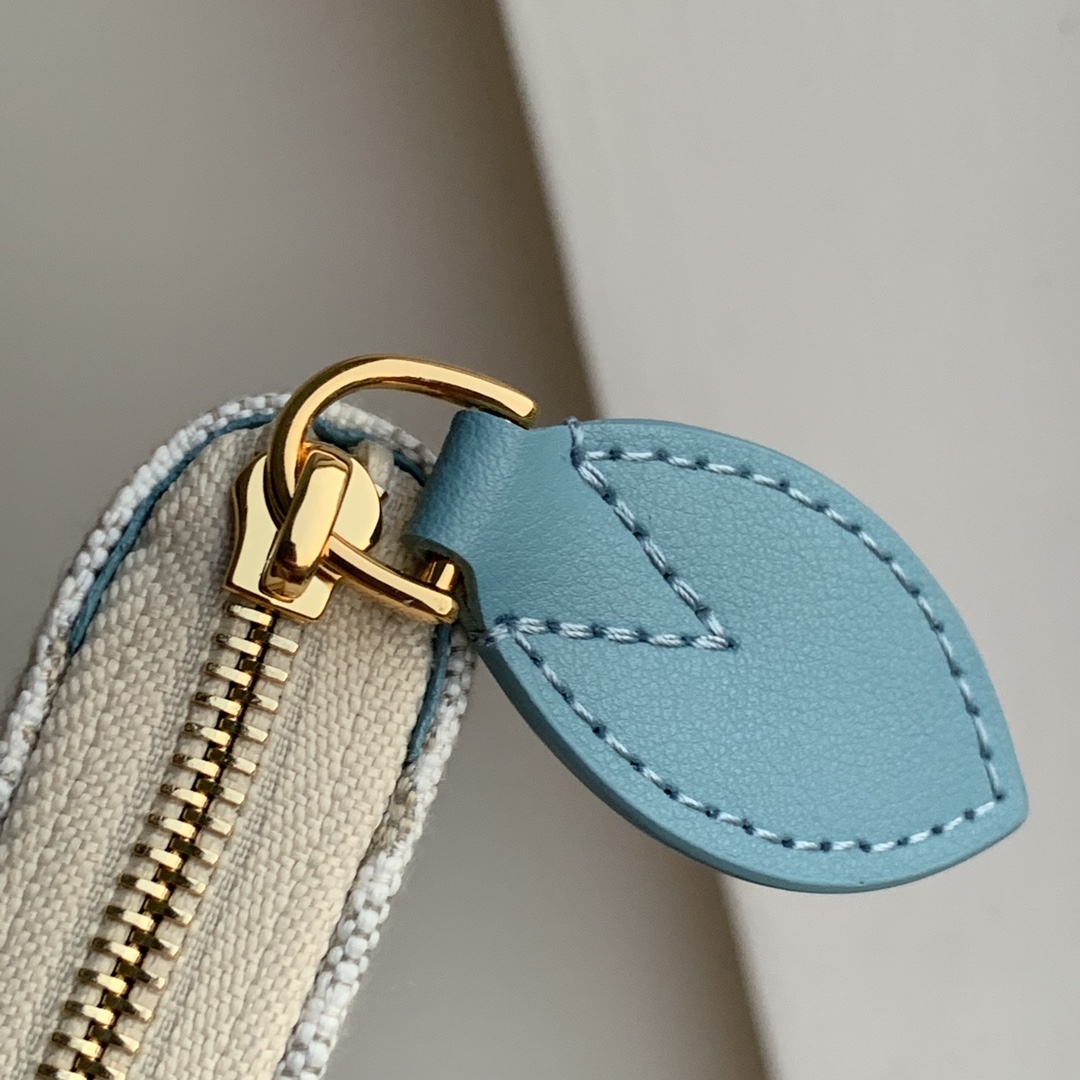 l0*is V*t0n zippy wallet-m80865-11*8.5*12cm