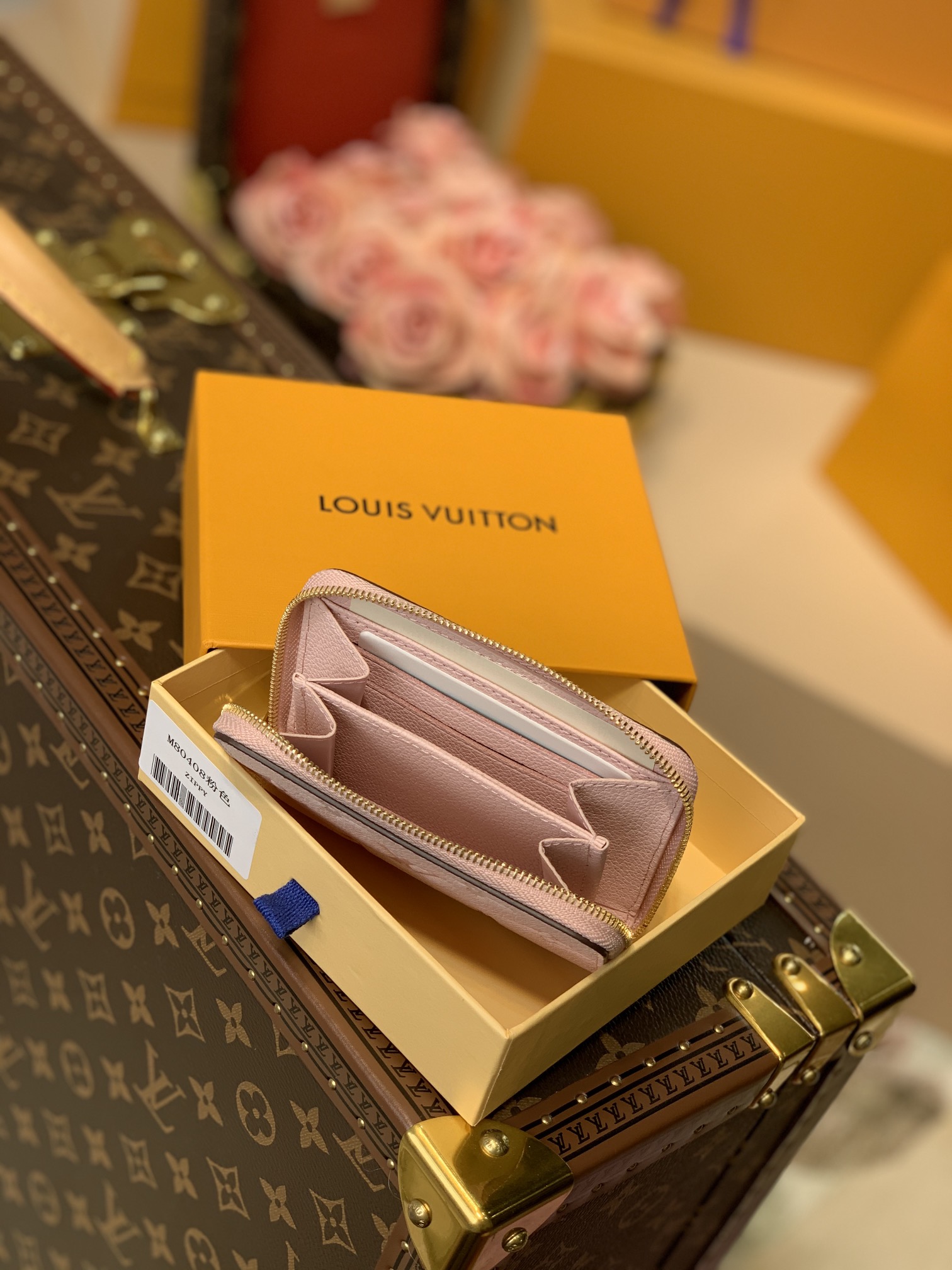 l0*is V*t0n by the pool zippy wallet-11*8.5*12cm