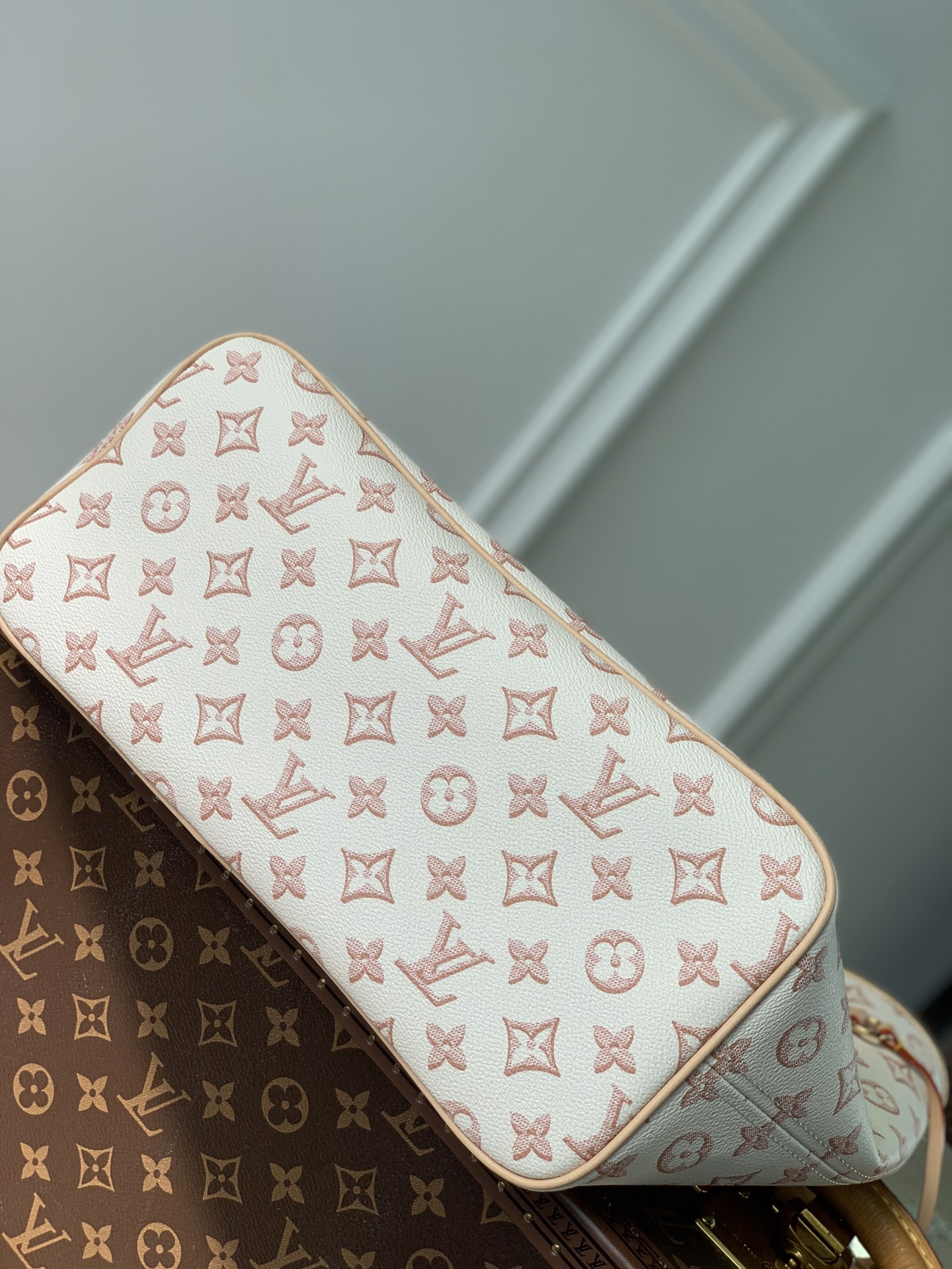 l0*is V*t0n neverfull m46102-32*29*17cm