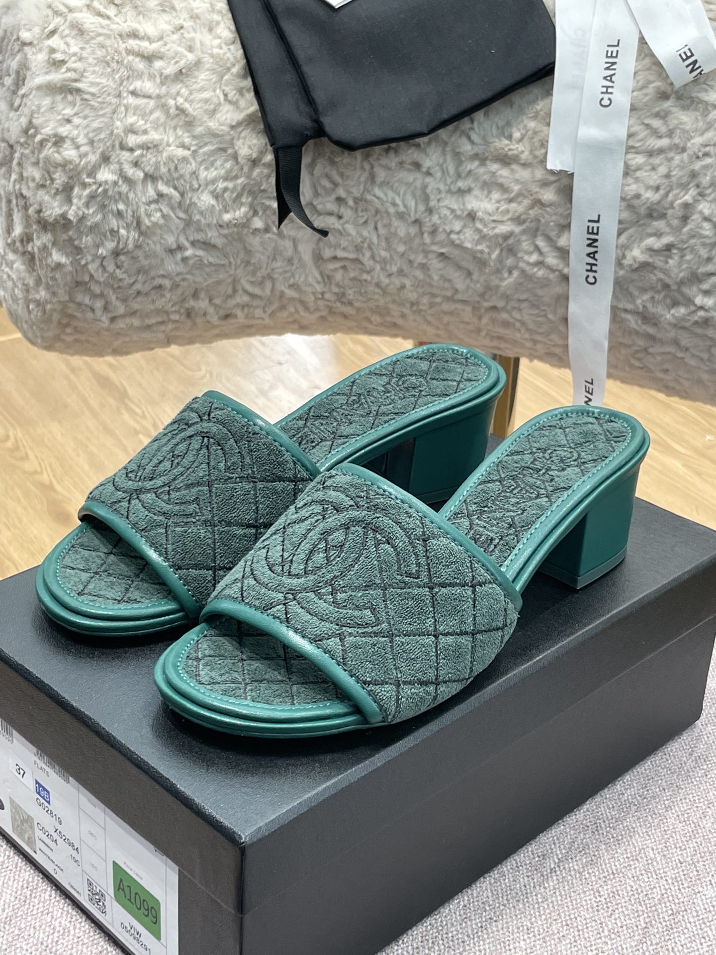 Ch@nel 2022ss Slides