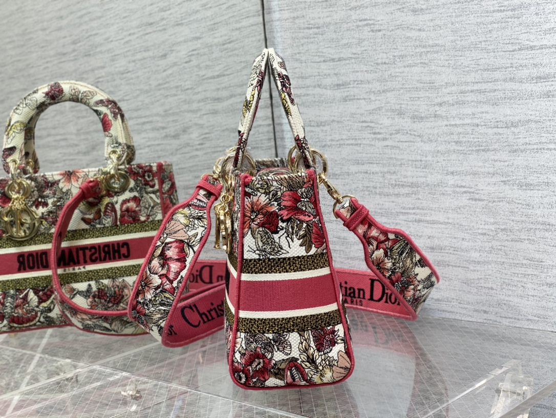 lady D*or handle bag-24cm