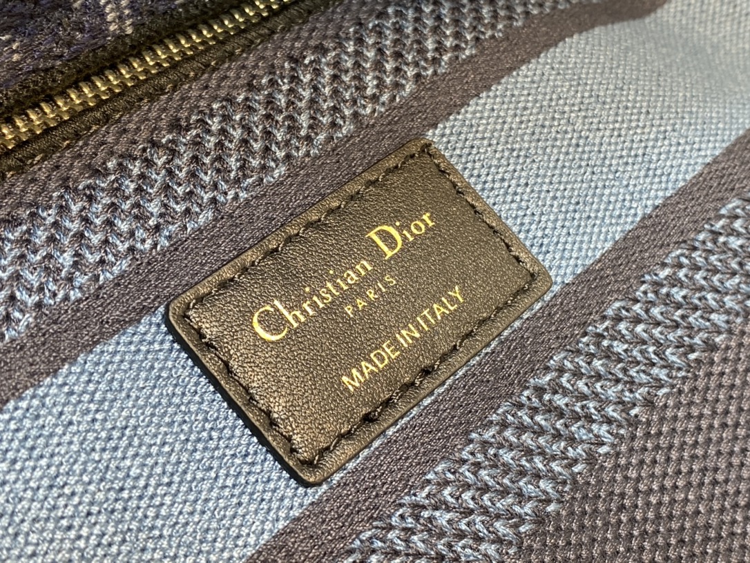 lady D*or handle bag-24cm