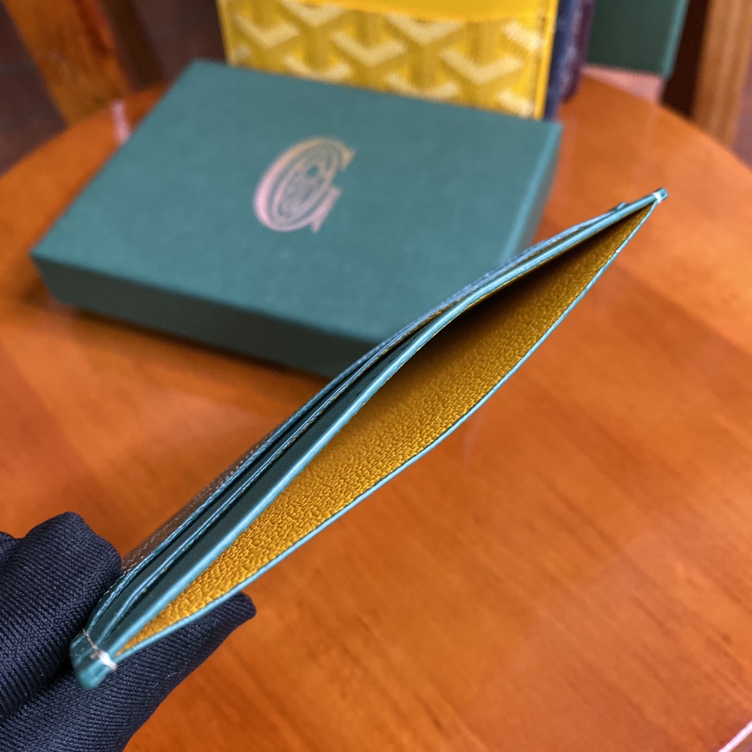 Go*ard card holder