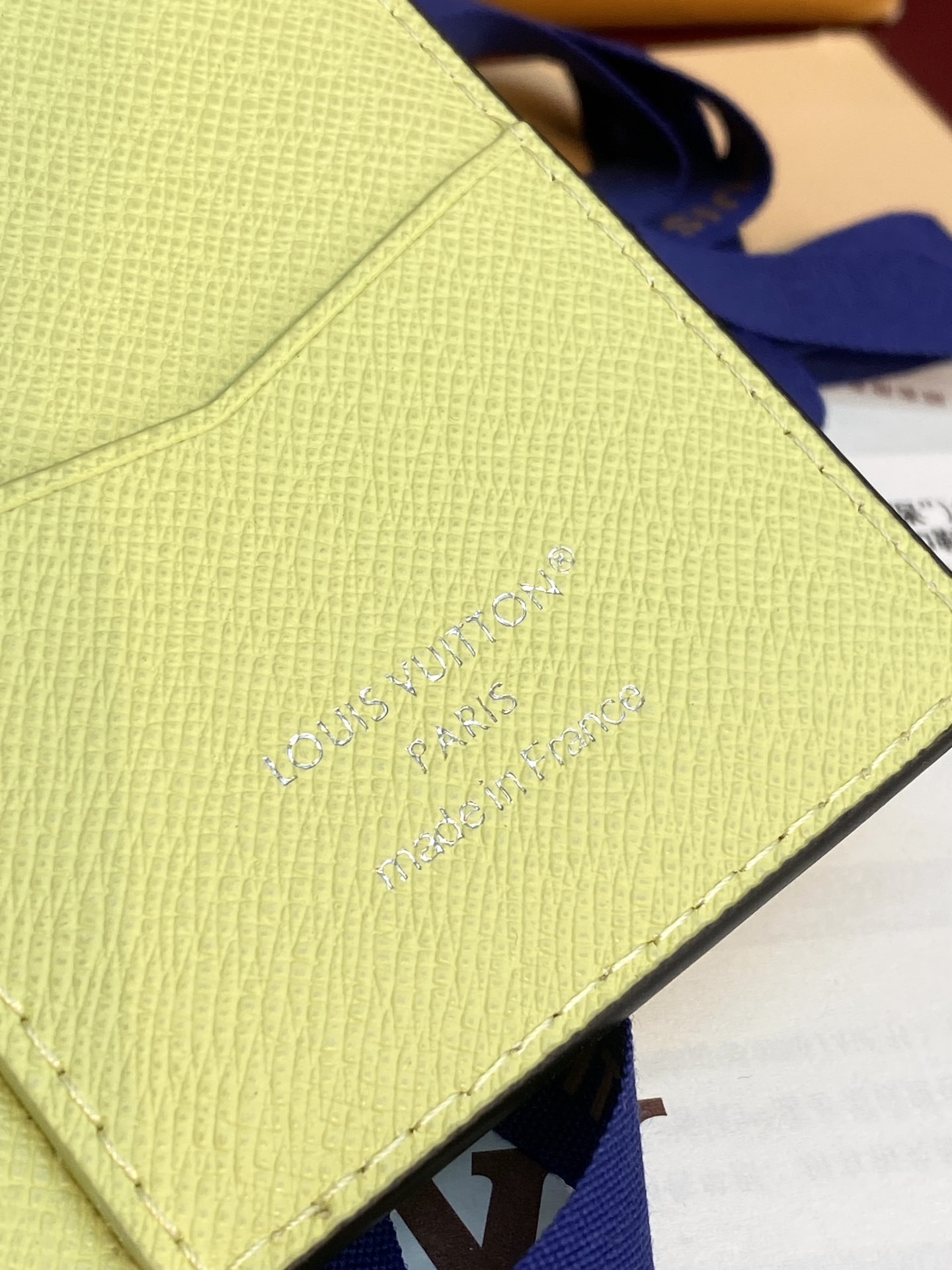 l0vis Vvtt0n card holder-14×10×2.5cm