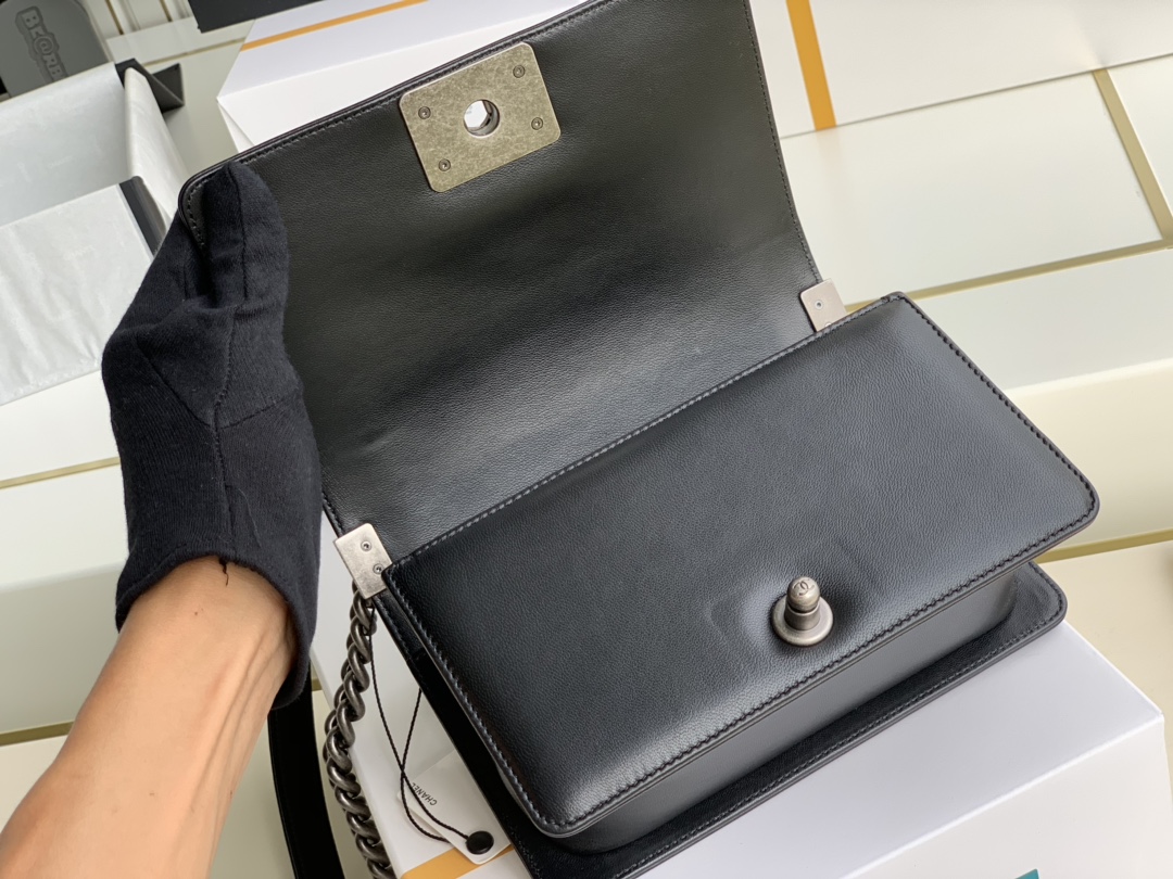 Ch@nel Boy Bag-Lambskin-20CM