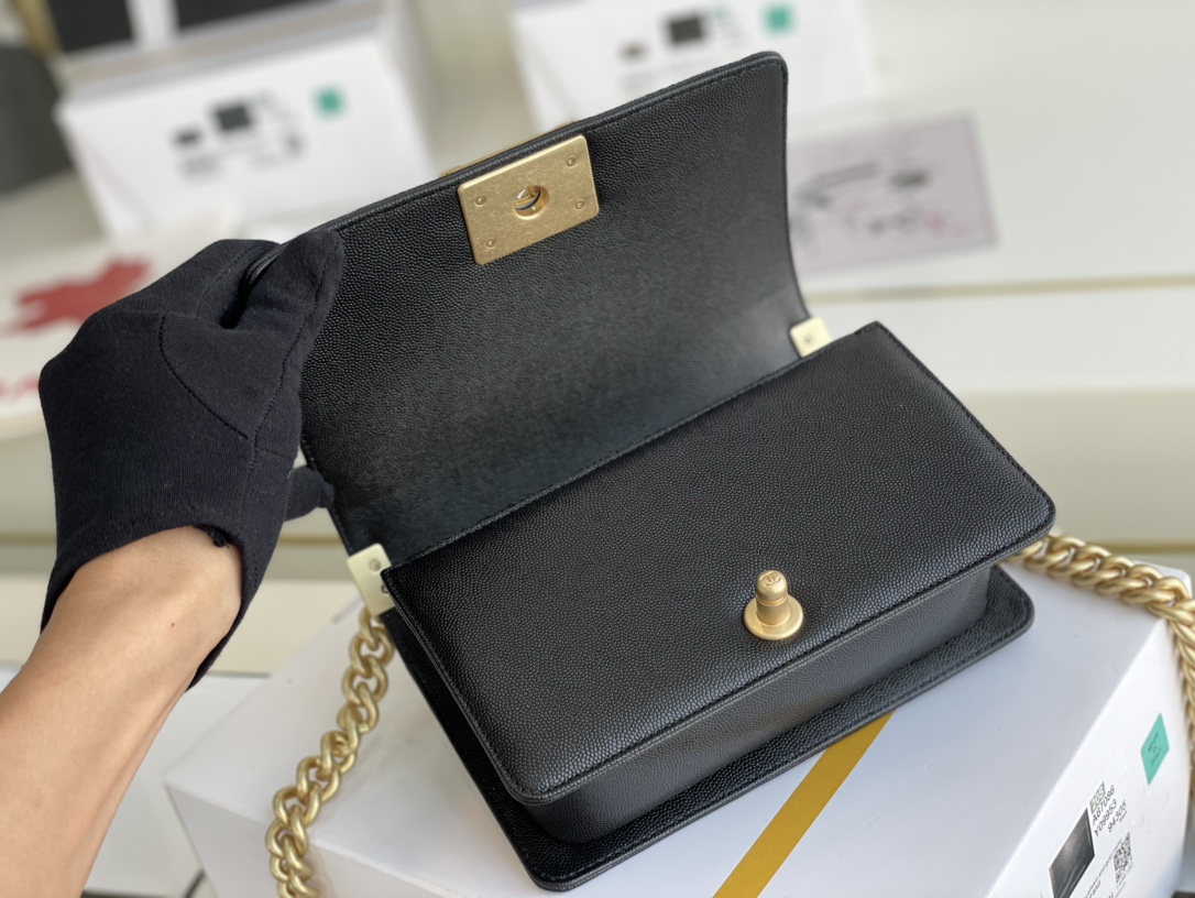 Ch@nel Boy Bag-Caviar-20CM