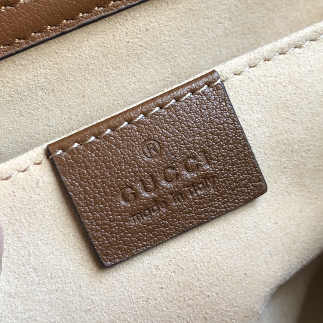 G*u*i diana top handbags