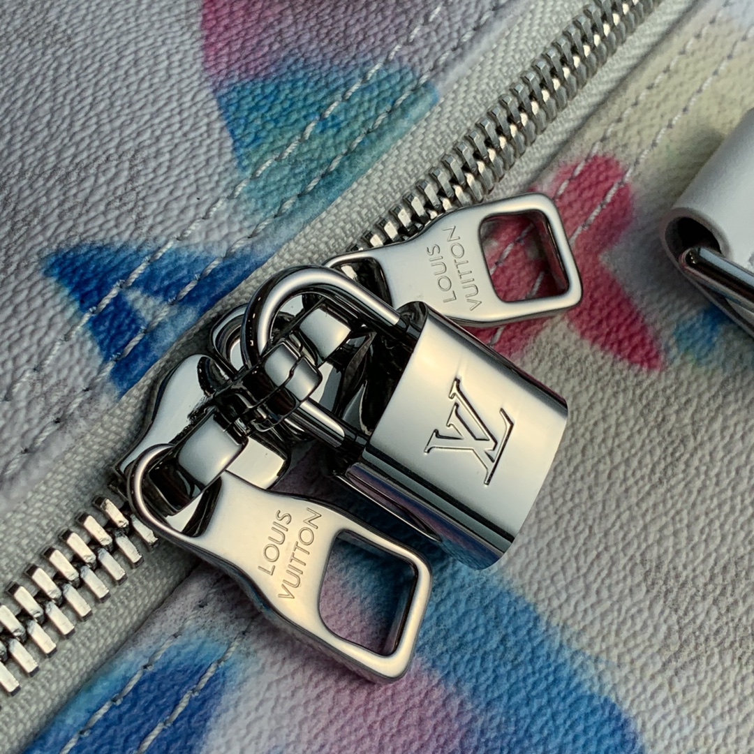 l0*is V*t0n keepall 50