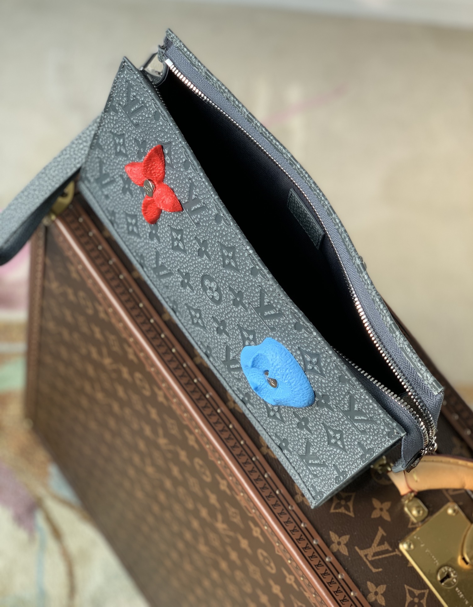 l0*is V*t0n m81556 pouch-29*15*9cm