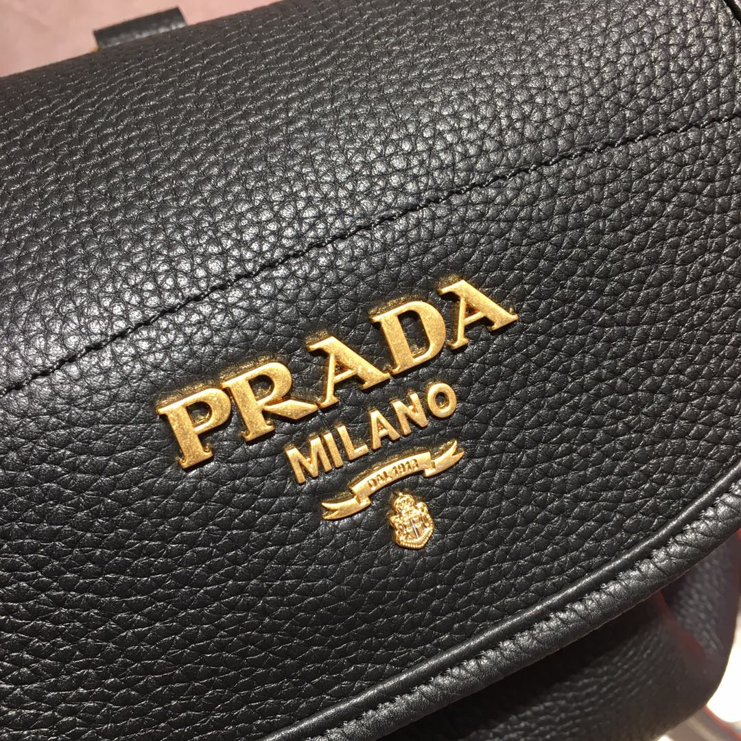 Pra*a backpack 1bz035-24*31*16cm