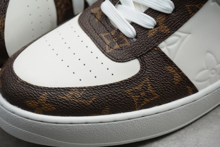 l0*is V*t0n boombox sports boots