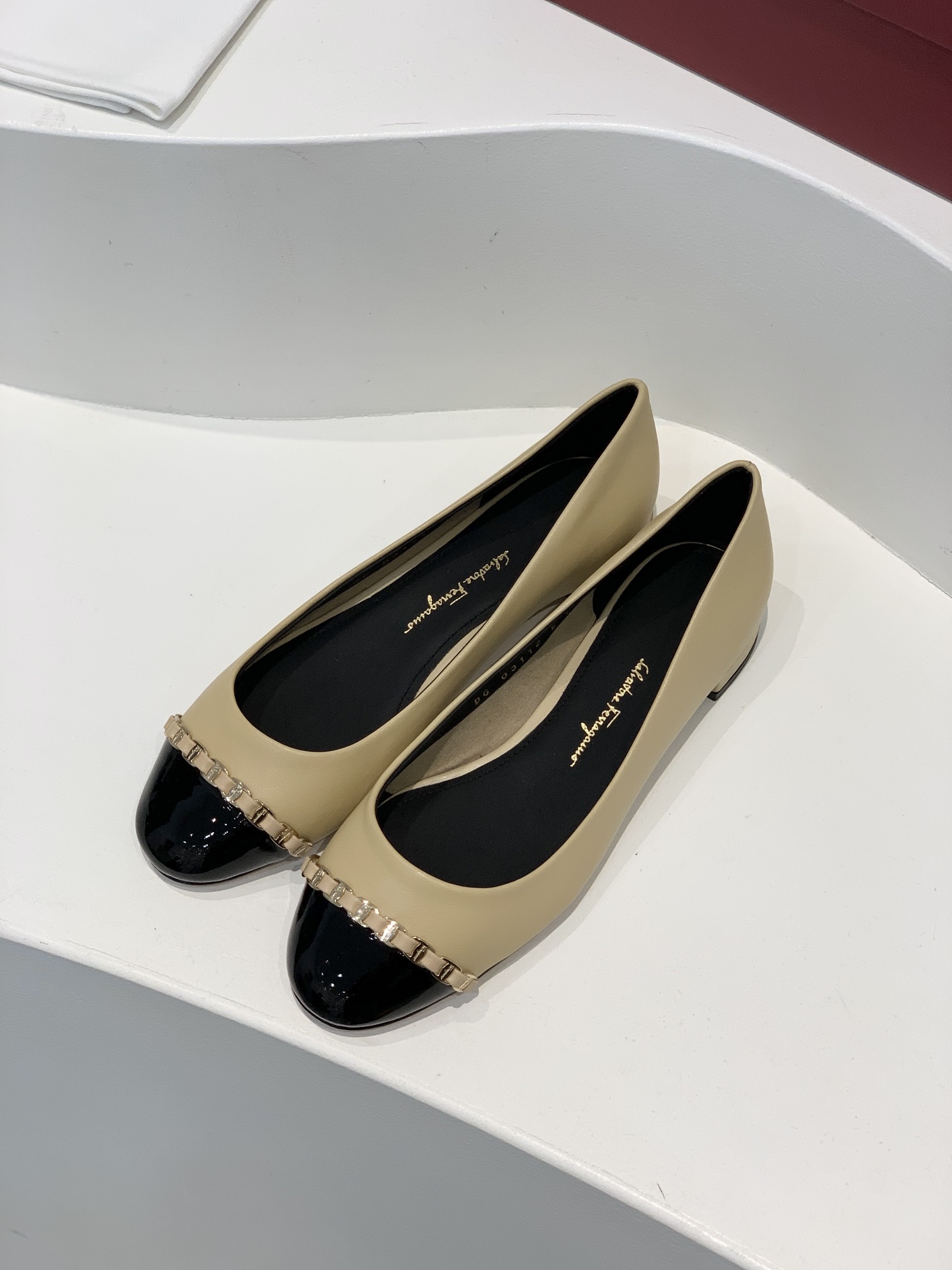 Salvatore Ferragamo-2CM