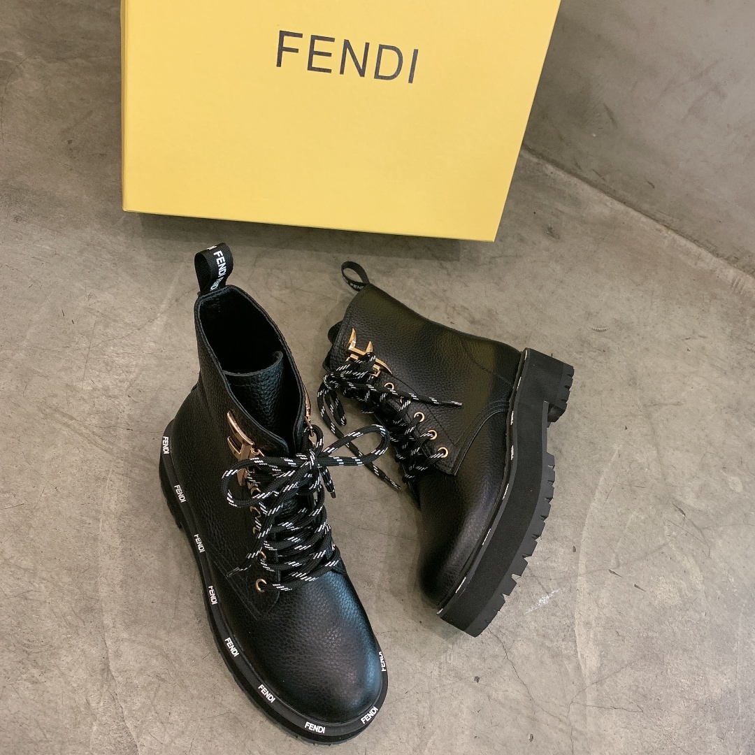 F**di boots