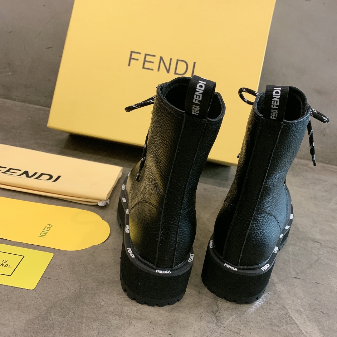 F**di boots