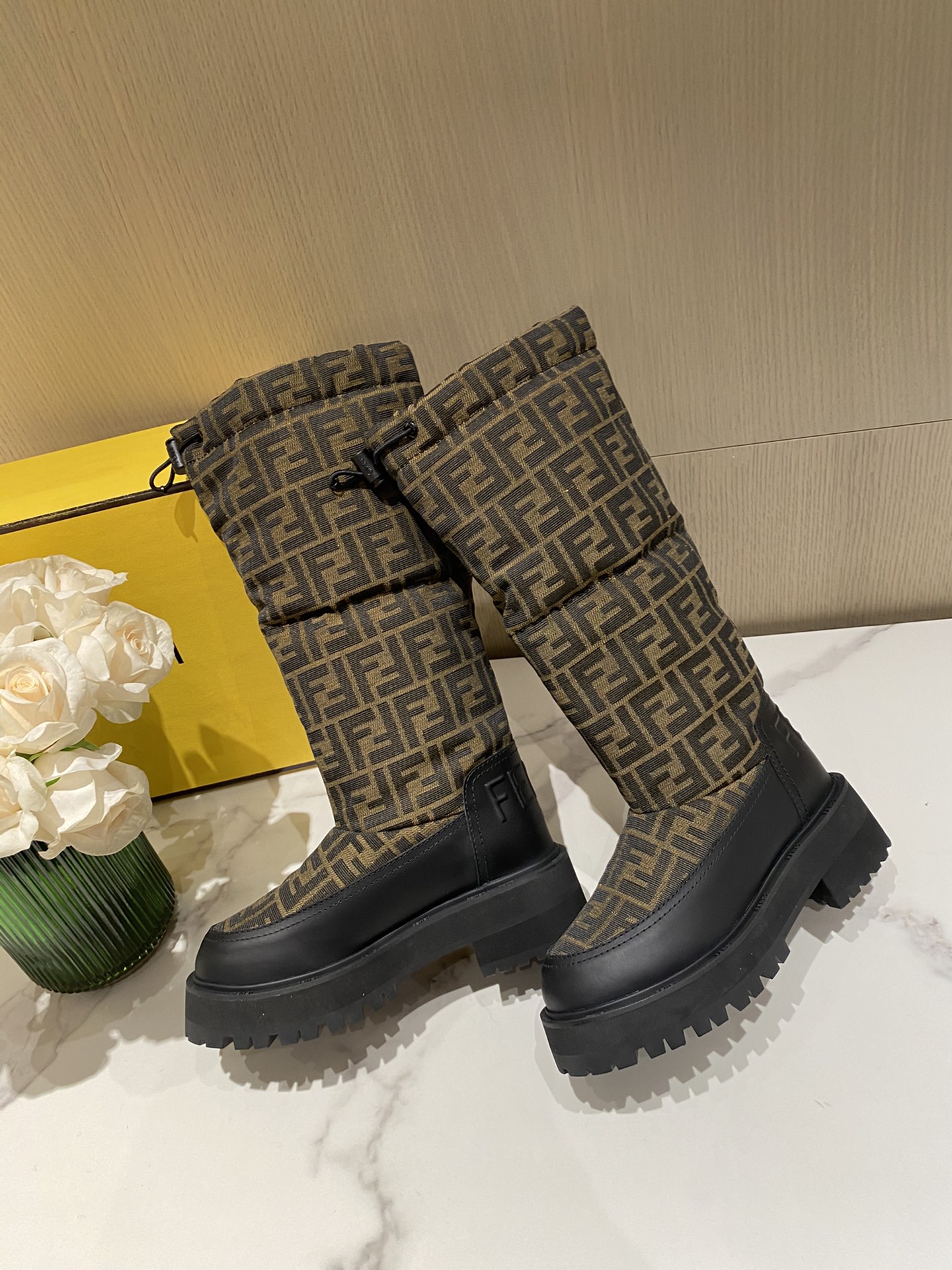 F**di boots