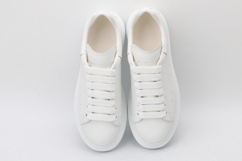 A1exa*der m*q*en sports shoes