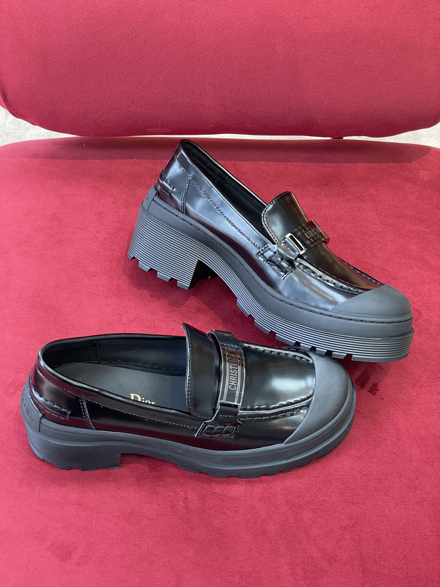 Pra*a loafers 2022ss