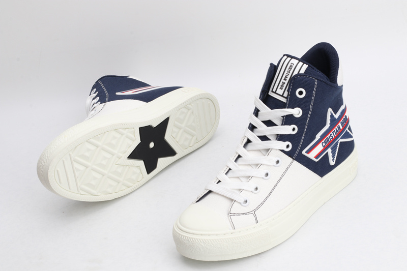 D*or high-top sneakers