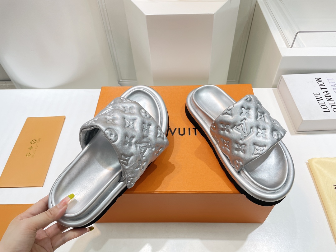 l0*is V*t0n slides