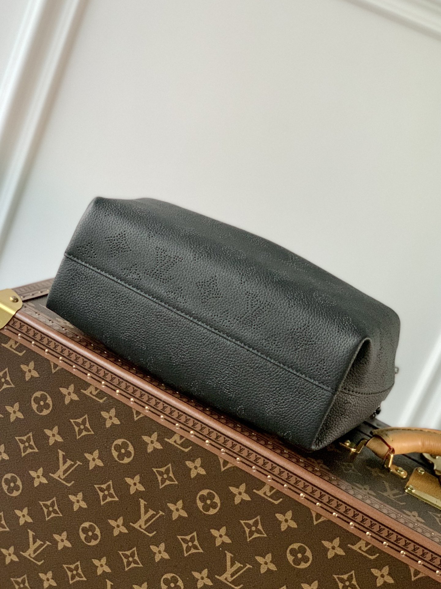 l0*is V*t0n why knot handbag-28*34*12cm