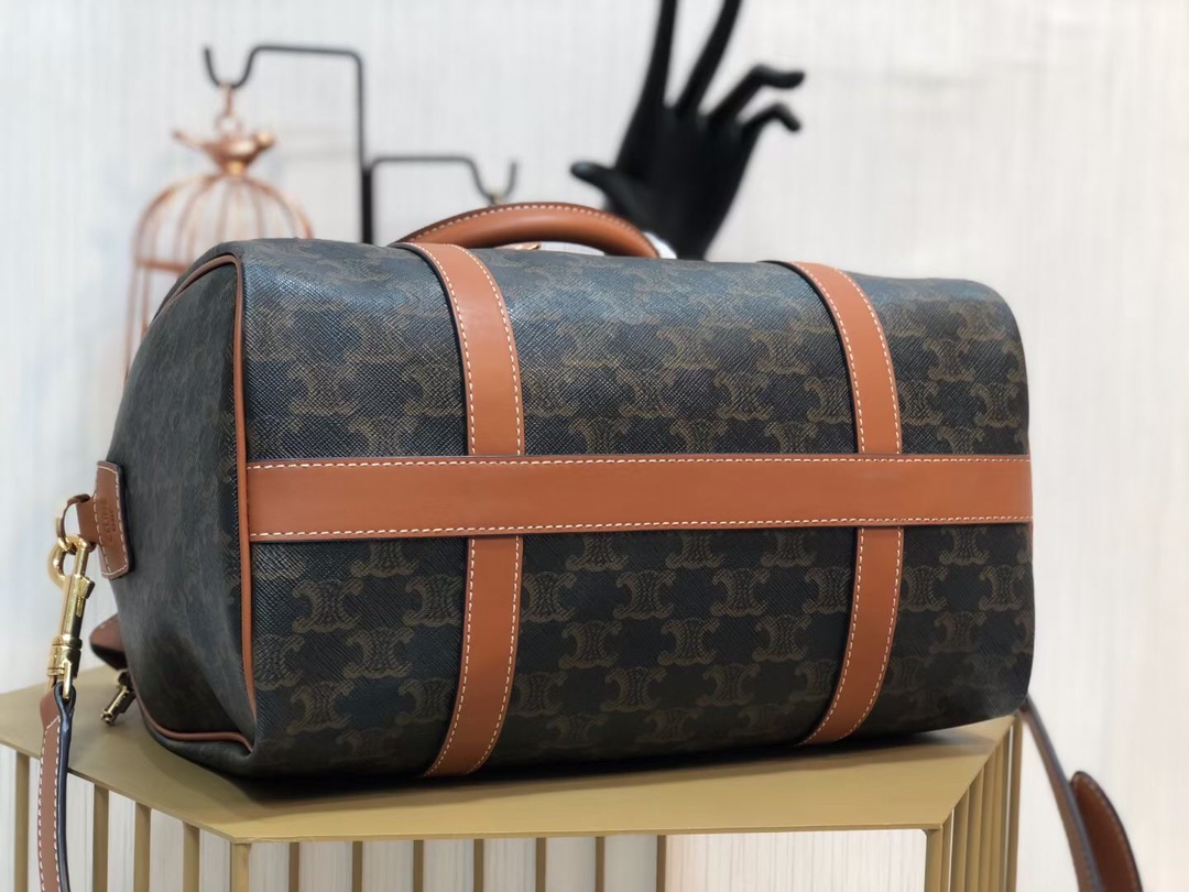Celin Triomphe Handbags -31*21*17CM