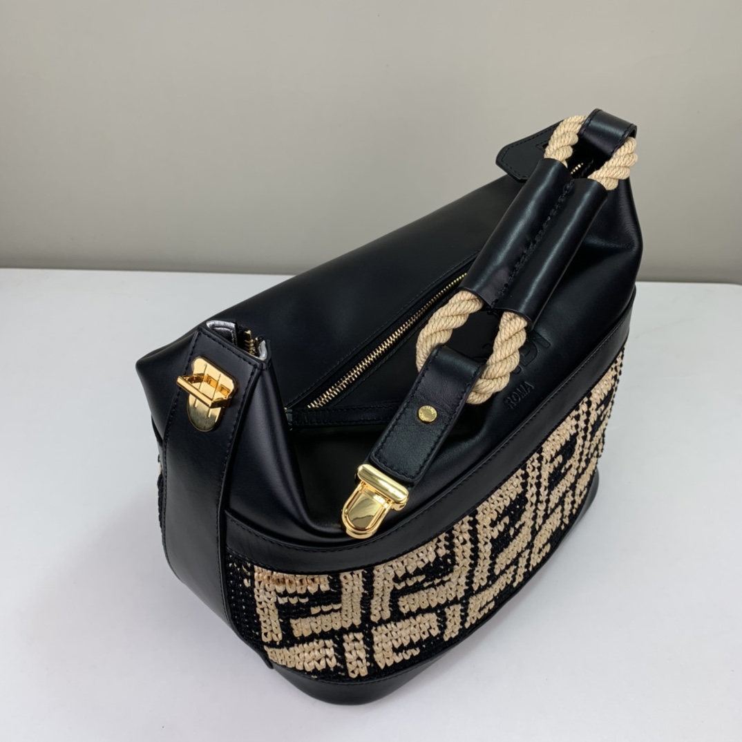 F**di raffia bag-35 x22 x18cm