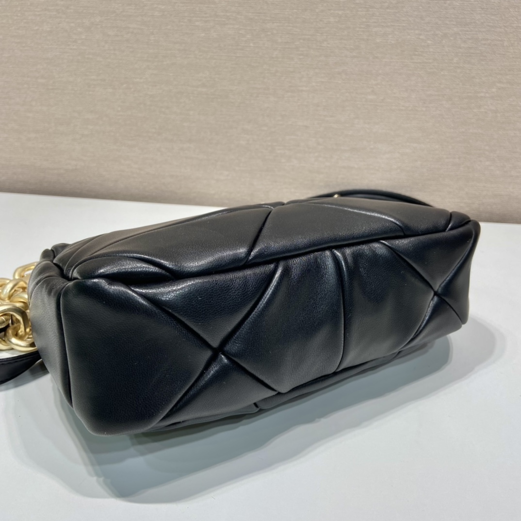 Pra*a system hobo bag 1bd158 -25*18*7cm