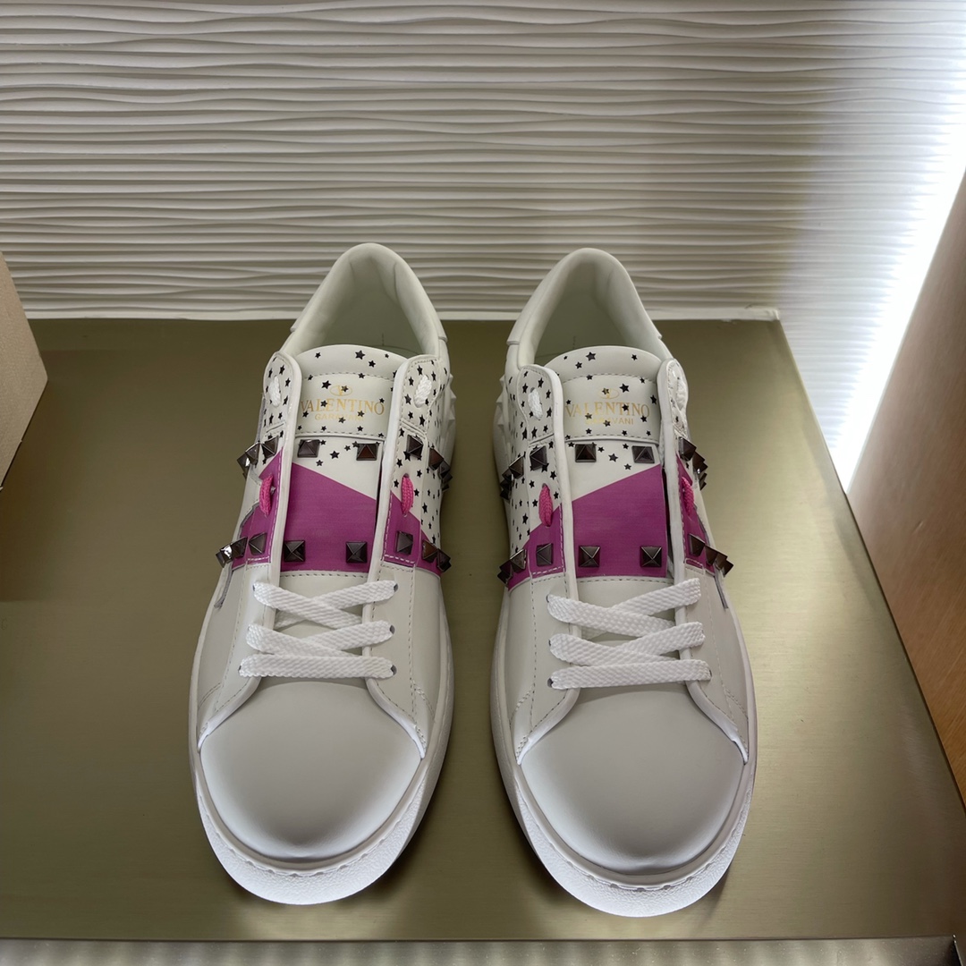 Va1e*ntin0 garavani sneakers