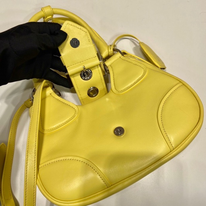 Pra*a moon handbags 1ba381-22.5*16*7.5cm