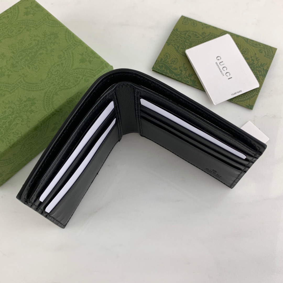 G*u*i wallet-11x9cm