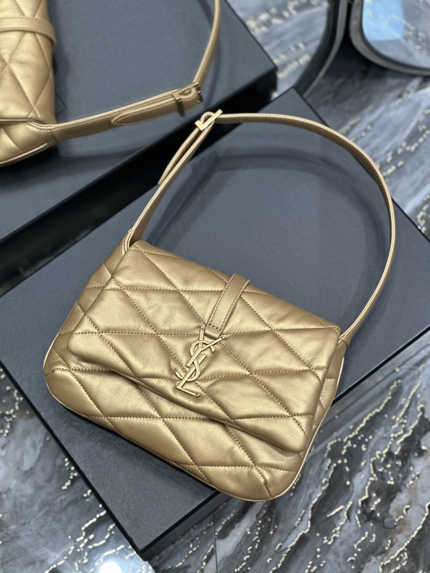 Y*L le5a7 vintage bag-24×18×5.5cm