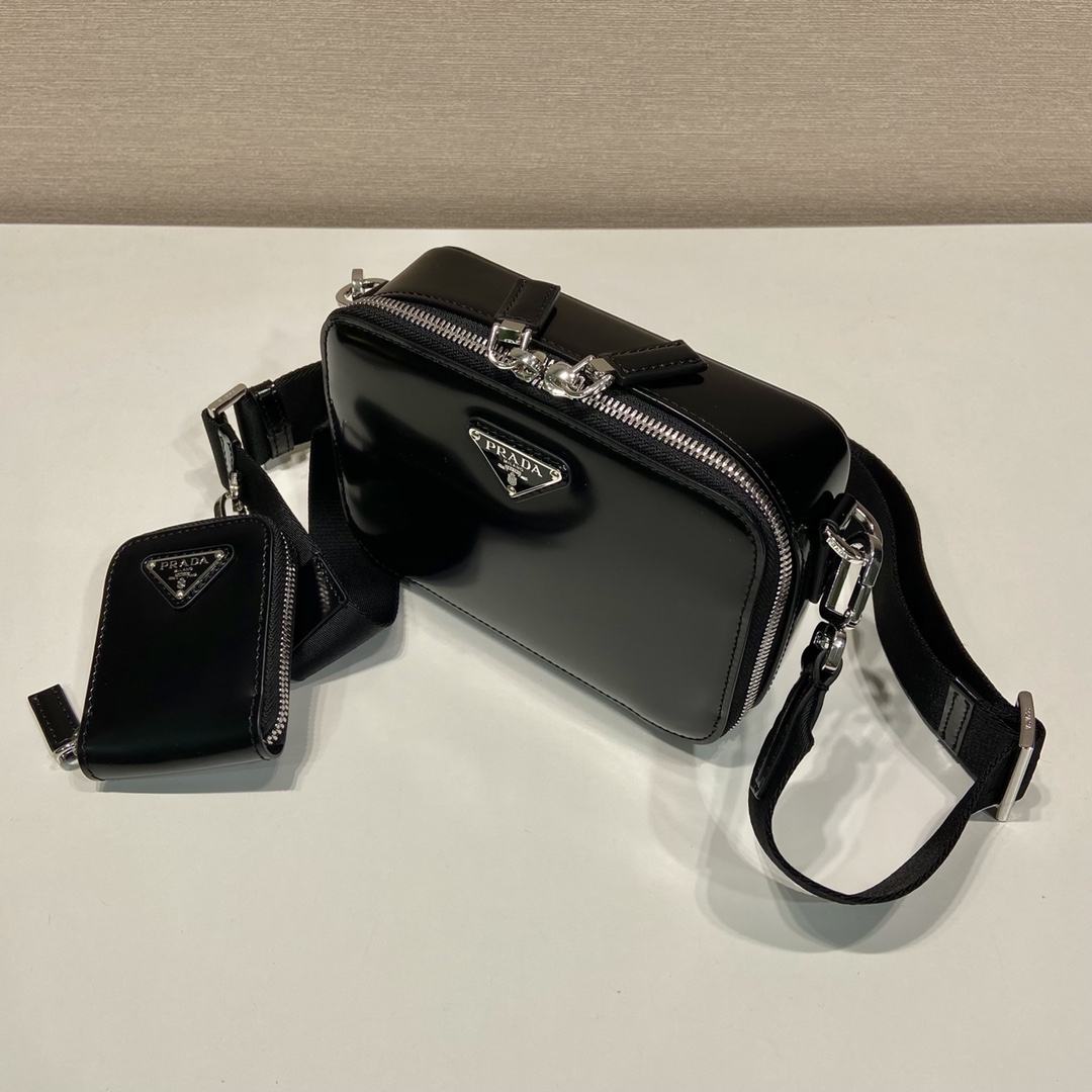 Pra*a messenger bag-2vh070-19*12.5*5.5cm