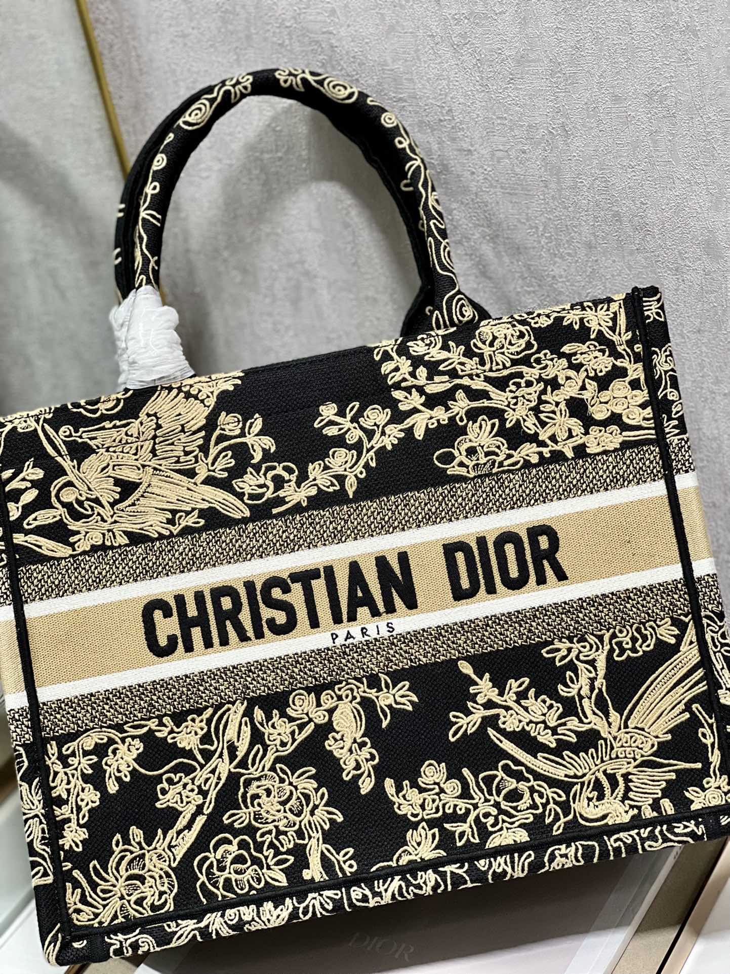 D*or small book tote-36*18*28cm