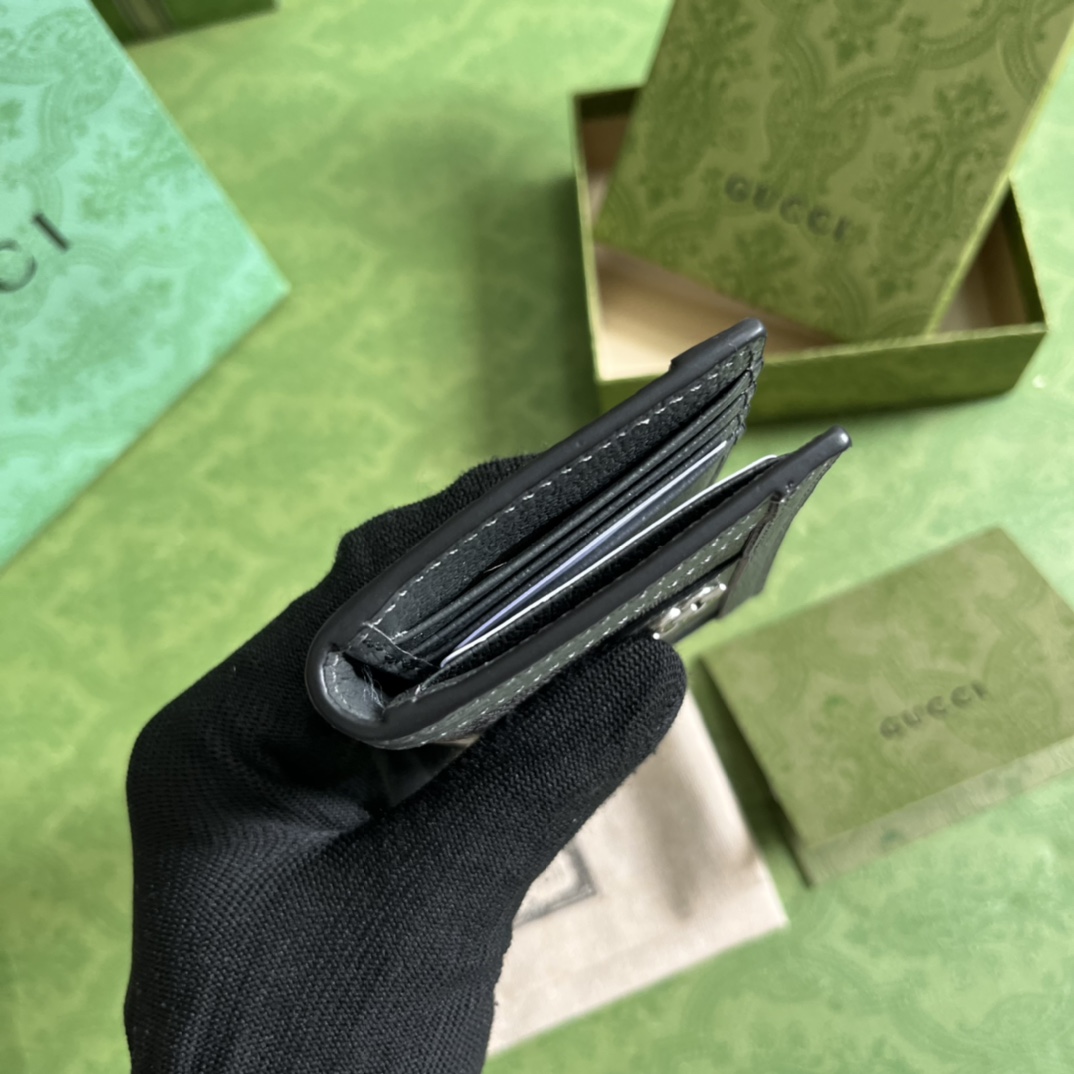G*u*i wallet-7.5*12cm