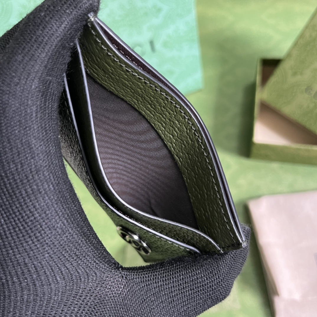 G*u*i wallet-11*9cm