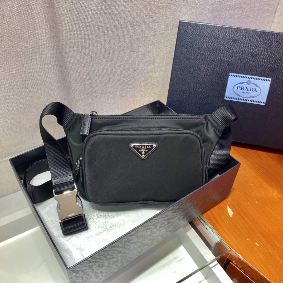 Pra*a 2vh128 waist bag -19*13*2.5cm
