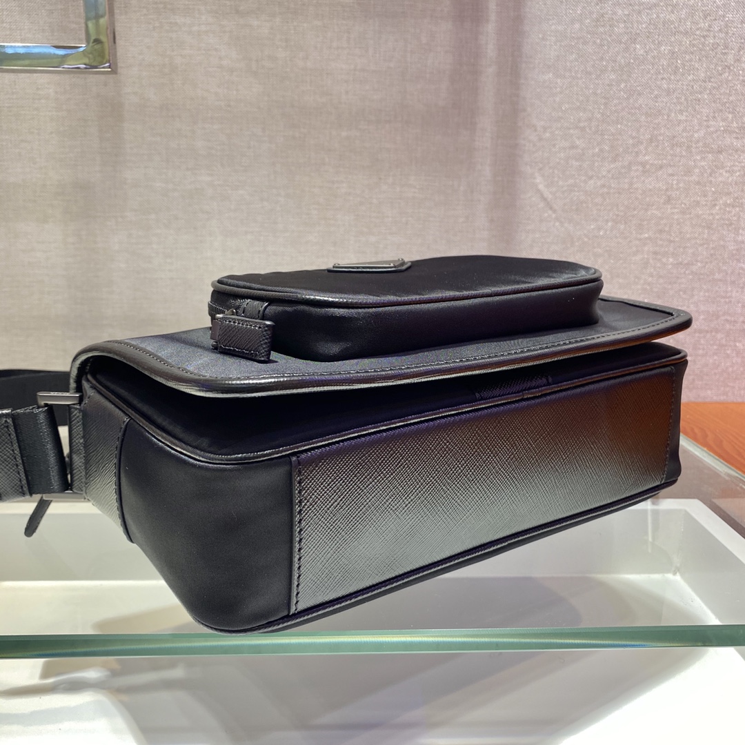 Pra*a 2vd041 messenger bag -25*18*6cm