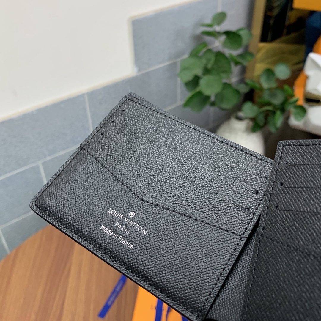 l0*is V*t0n slender wallet-m62294-11*9*2cm