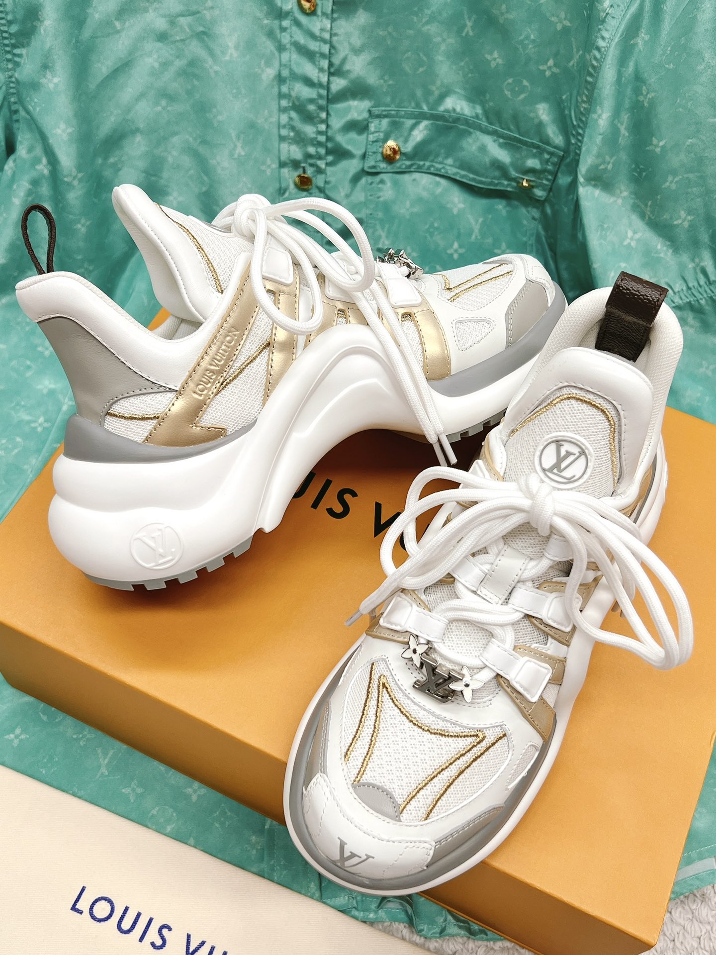 l0*is V*t0n archlight sneaker(eu35-41)