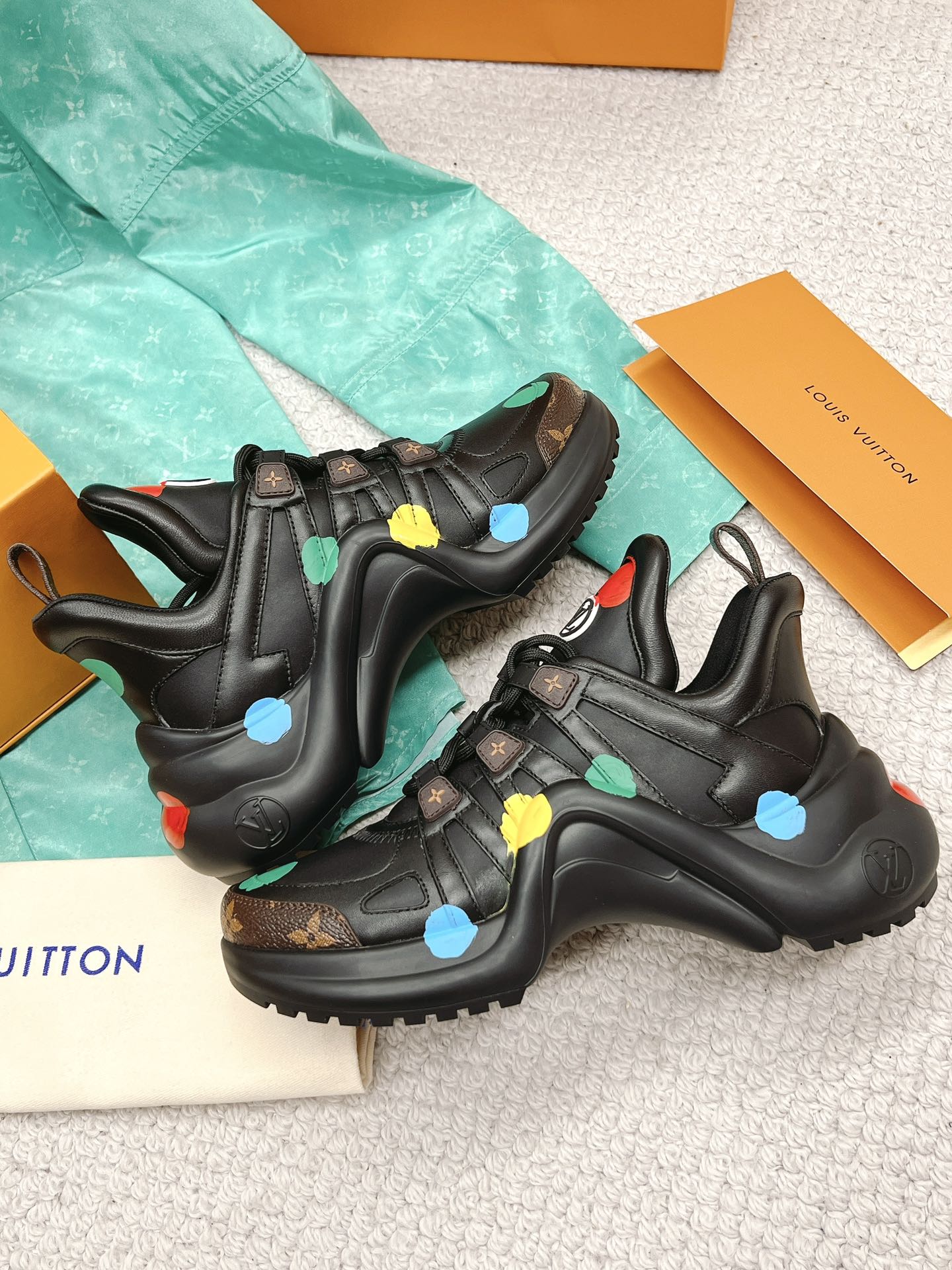 l0*is V*t0n archlight sneaker(eu35-41)