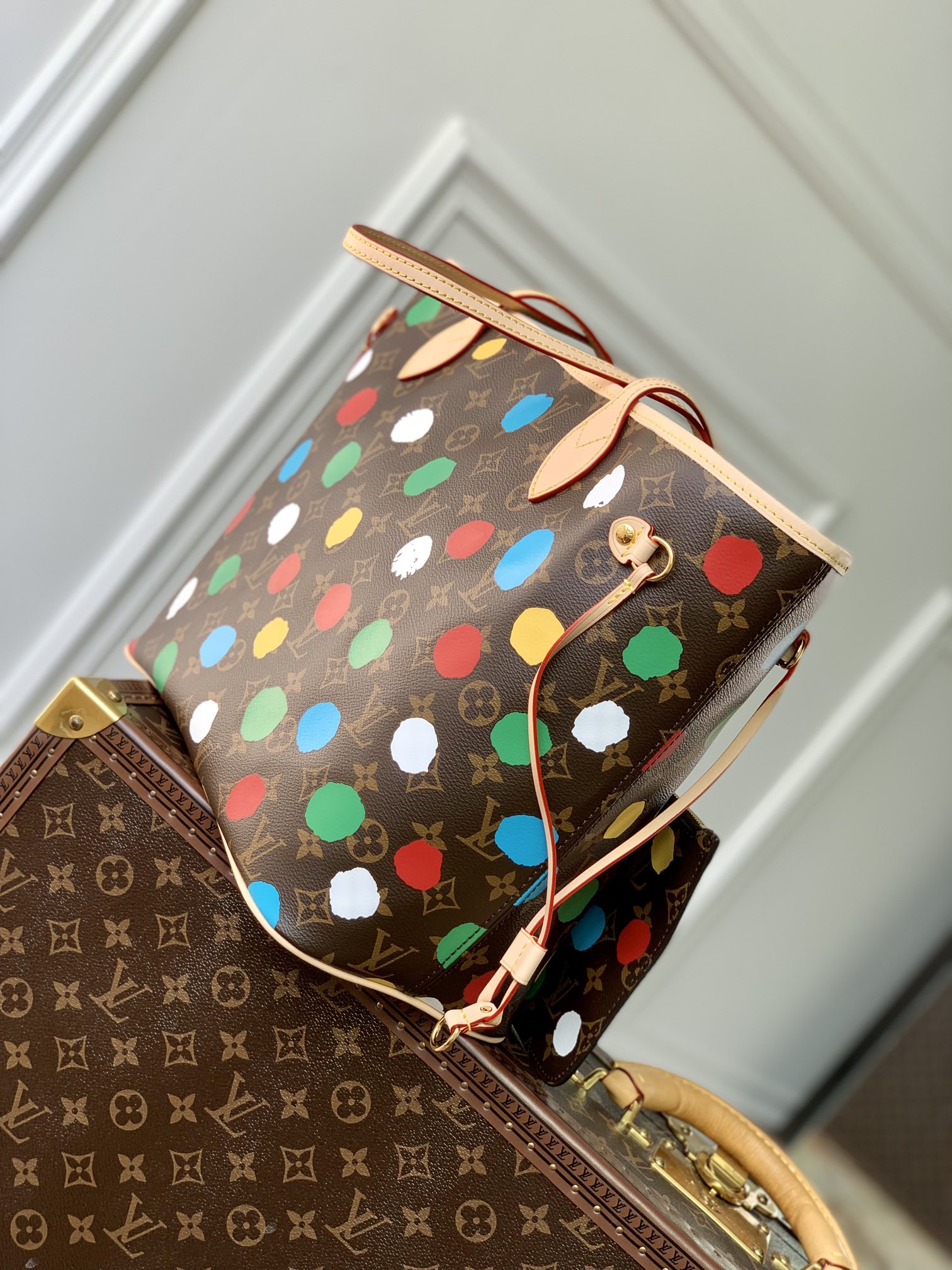 l0*is V*t0n neverfull mm m46381 -32*29*17cm