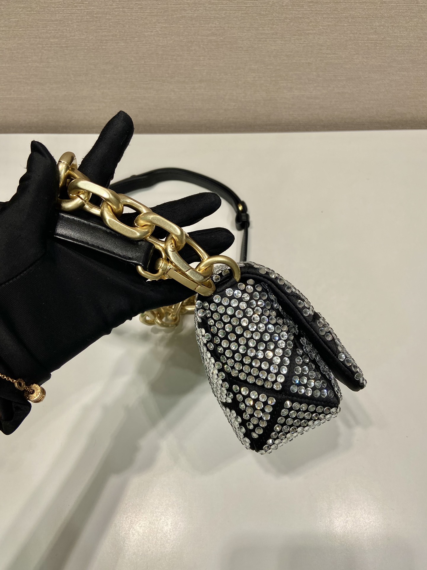 Pra*a handbags bd329-17*11.5*6.5cm