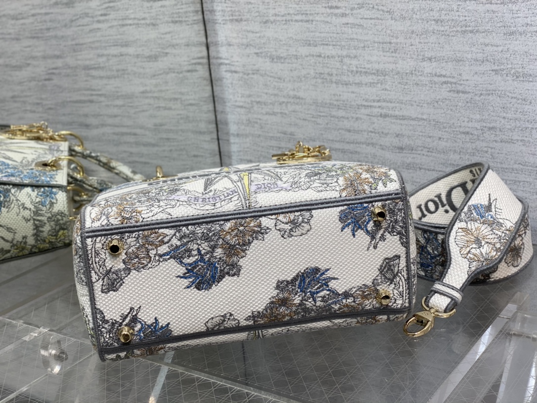 lady D*or handle bag-24cm